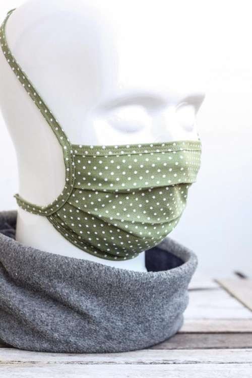 Mundbedeckung Mund-Nasen-Maske waschbar gepunktet grün
