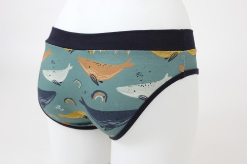 Damen-Unterhose meeresgrün mit Walen