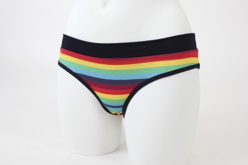 Damen-Unterhose mit Regenbogenstreifen