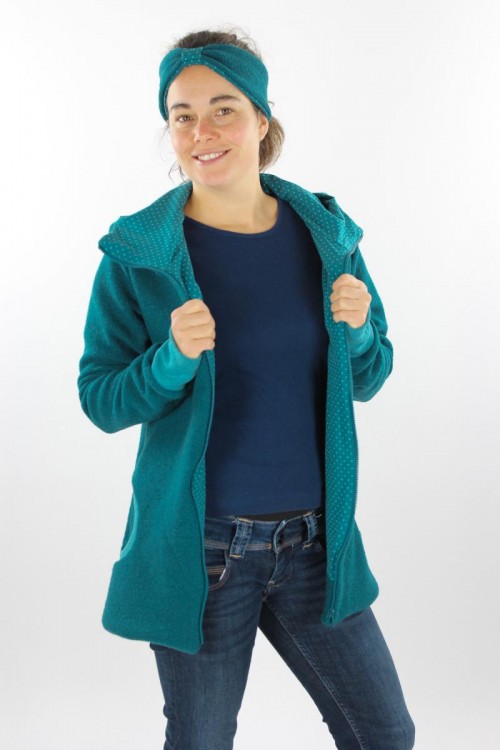 Damen-Wolljacke smaragd mit Punkten auf petrol