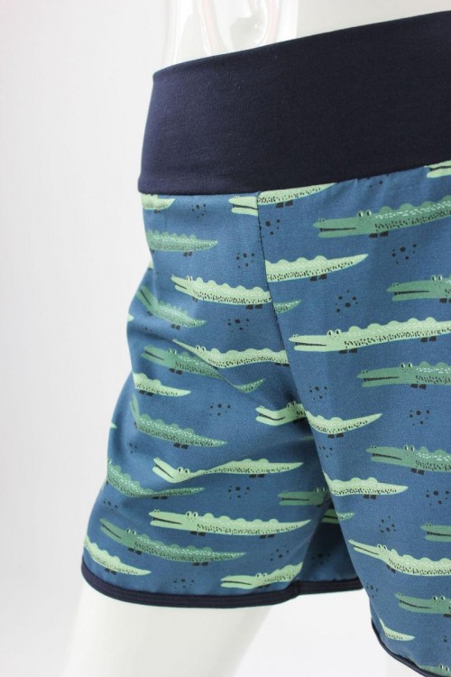 kurze Hose für Kinder blau mit Krokodilen
