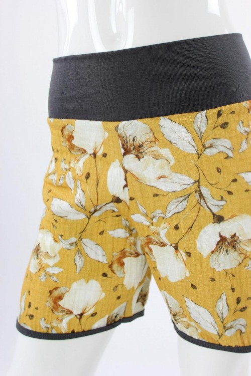 kurze Hose für Kinder Musselin gelb mit Blumen