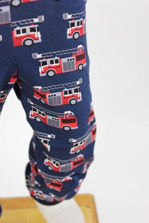 Kinder-Leggings dunkelblau mit Feuerwehrautos